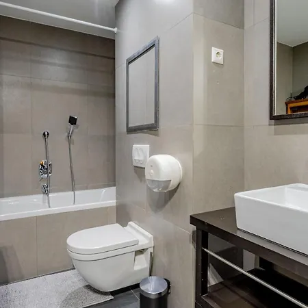 Appartement O211 *